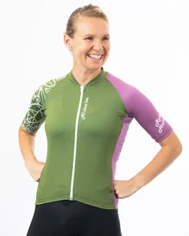 A cycle jersey with a harmonious blend of olive and subtle pink with a leaf motive | Cycling Jersey