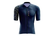 A cycle jersey with a navy body and a subtle leaf motive on the sleeve | Cycling Jersey